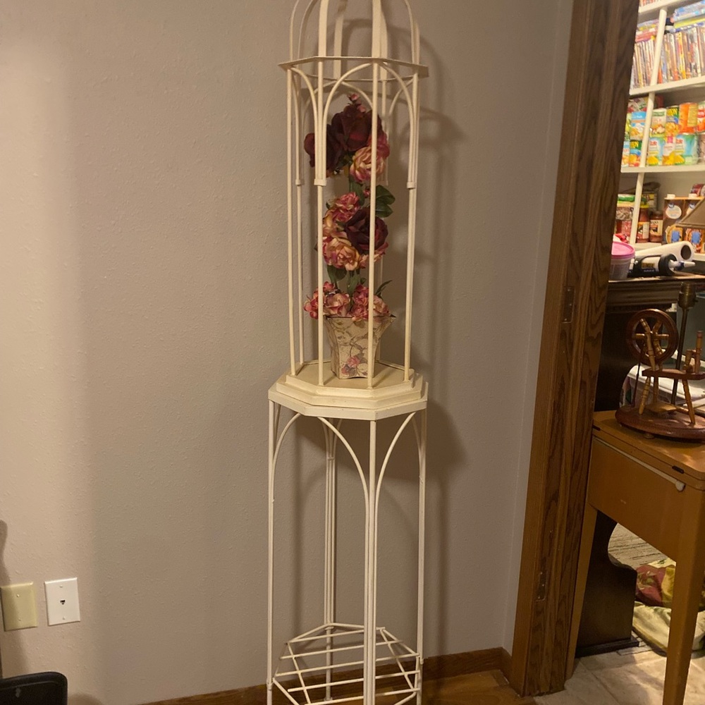 Elegant White Metal Plant Stand